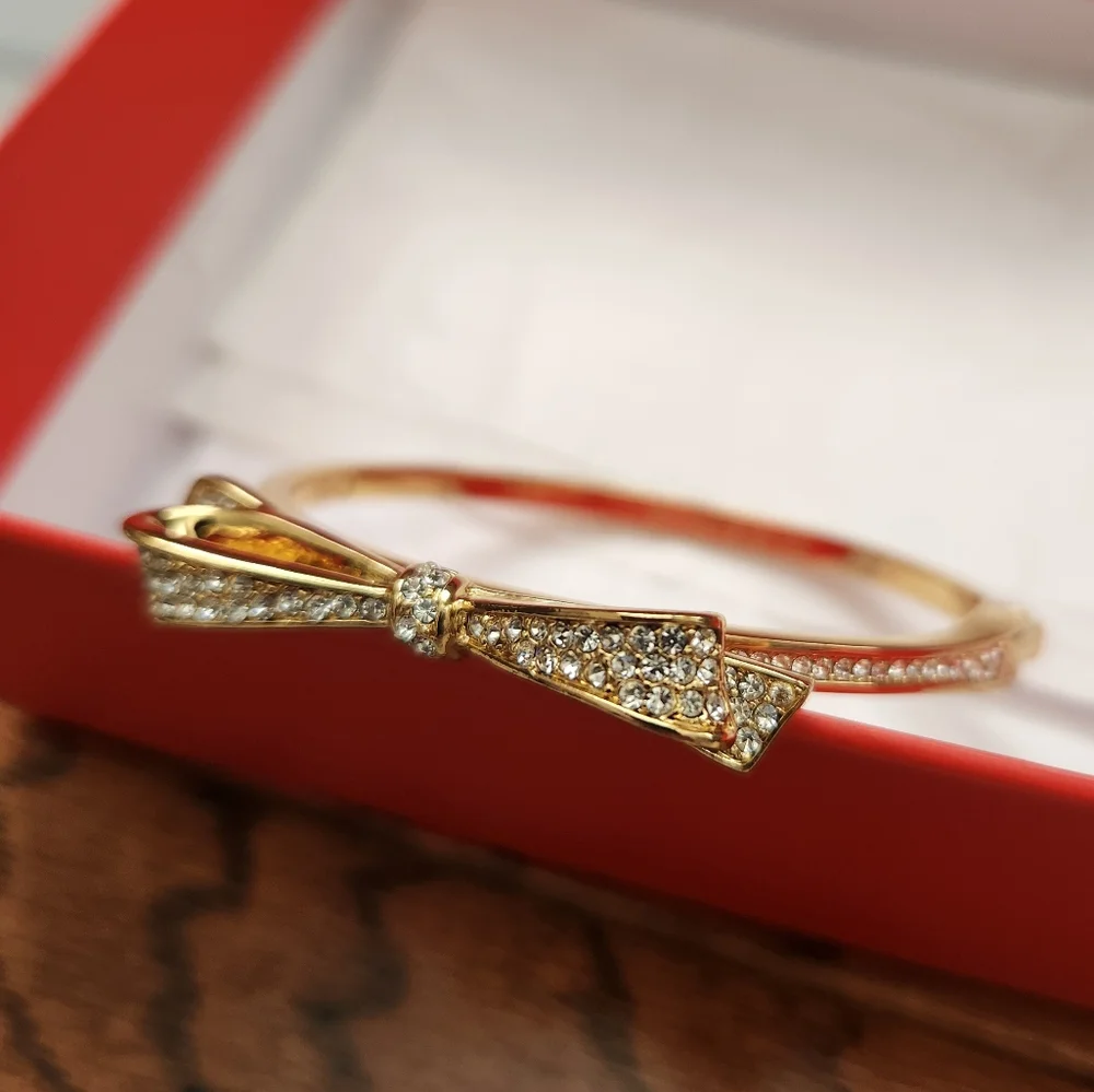 NWT Kate Spade Gold Bow Bracelet Love Notes Crystal - Picture 2 of 5